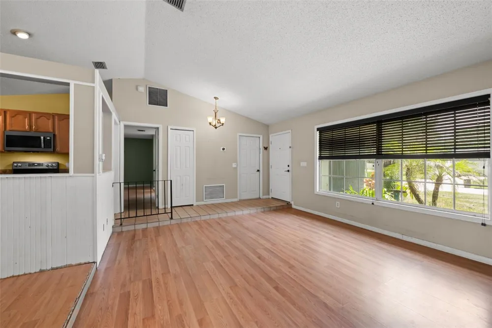 2380 PEMBERTON STREET Oviedo, FL 32765