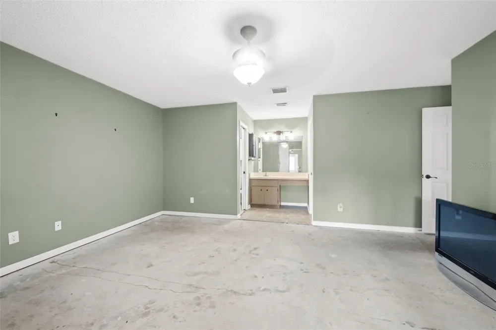 2380 PEMBERTON STREET Oviedo, FL 32765