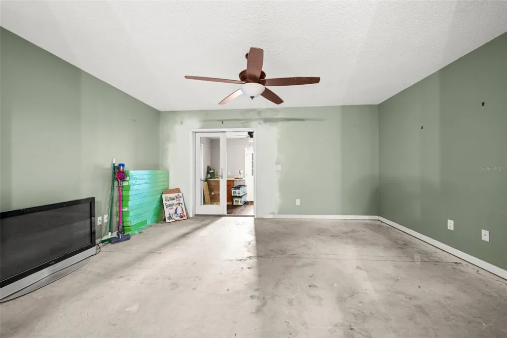 2380 PEMBERTON STREET Oviedo, FL 32765