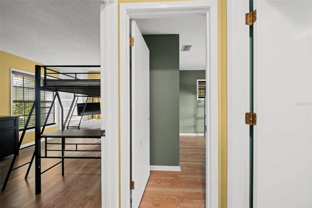 2380 PEMBERTON STREET Oviedo, FL 32765