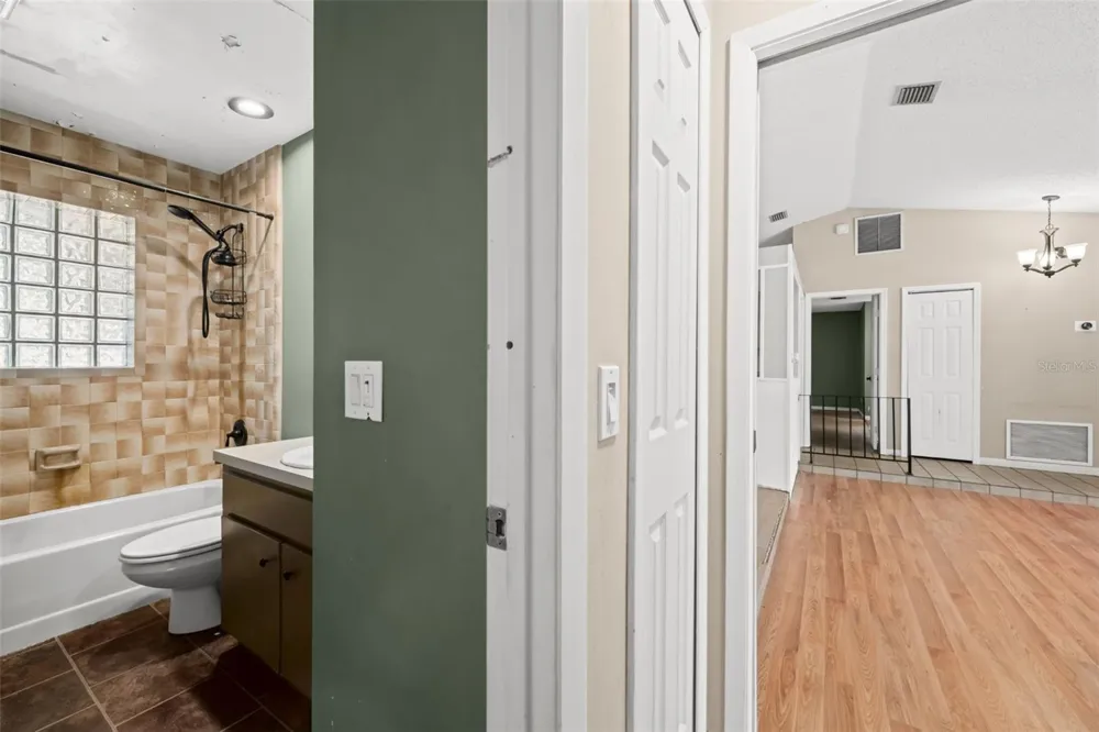 2380 PEMBERTON STREET Oviedo, FL 32765