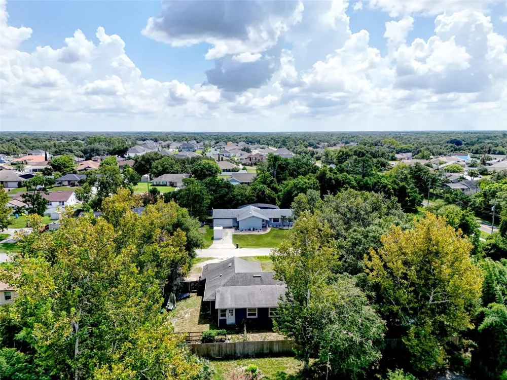2380 PEMBERTON STREET Oviedo, FL 32765