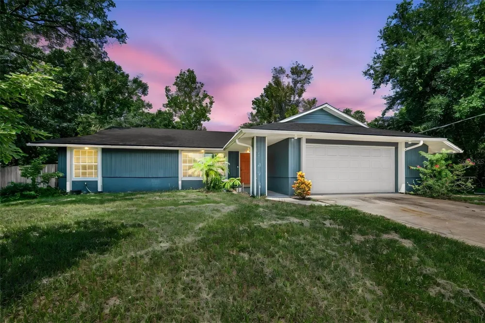 2380 PEMBERTON STREET Oviedo, FL 32765