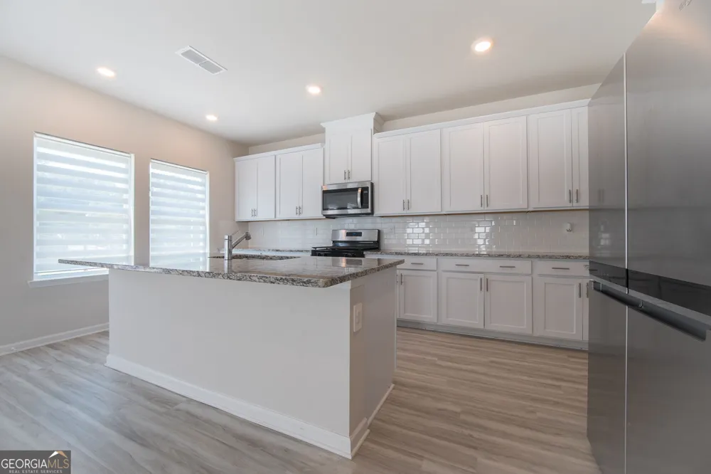 3774 Commodore CT Buford, GA 30519