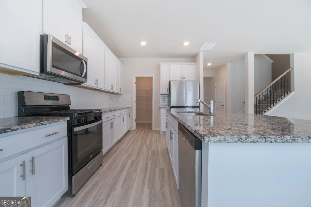 3774 Commodore CT Buford, GA 30519