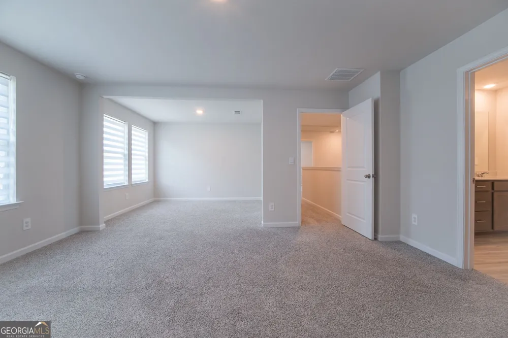 3774 Commodore CT Buford, GA 30519