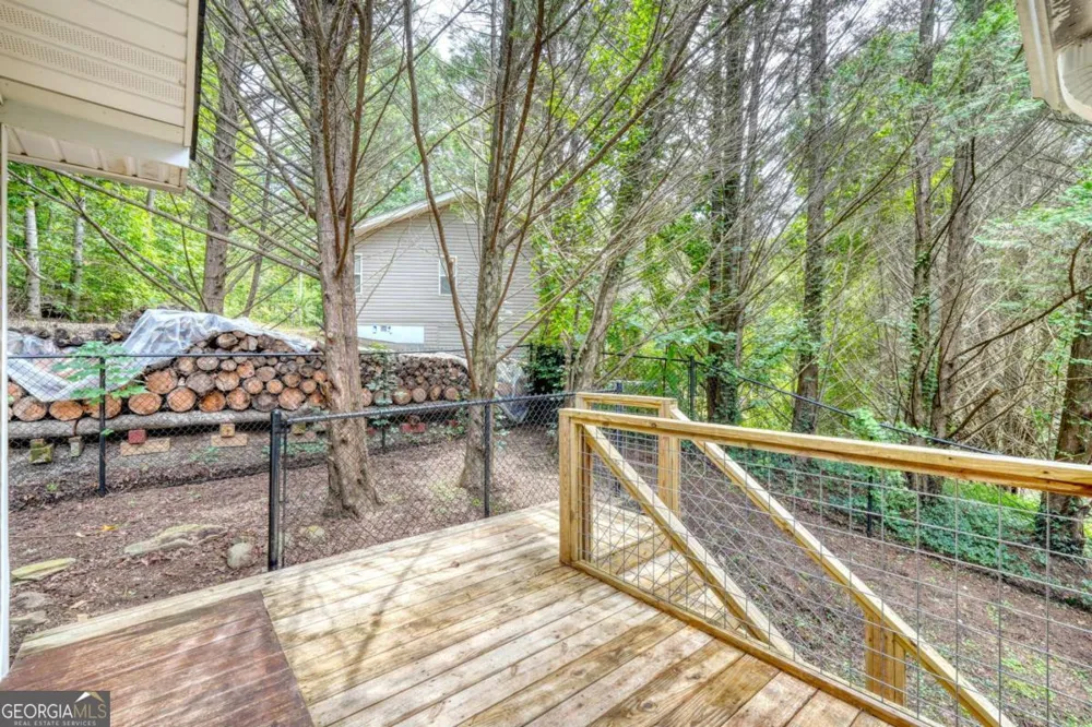 553 Grayce LN Hiawassee, GA 30546