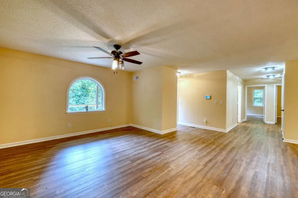 553 Grayce LN Hiawassee, GA 30546