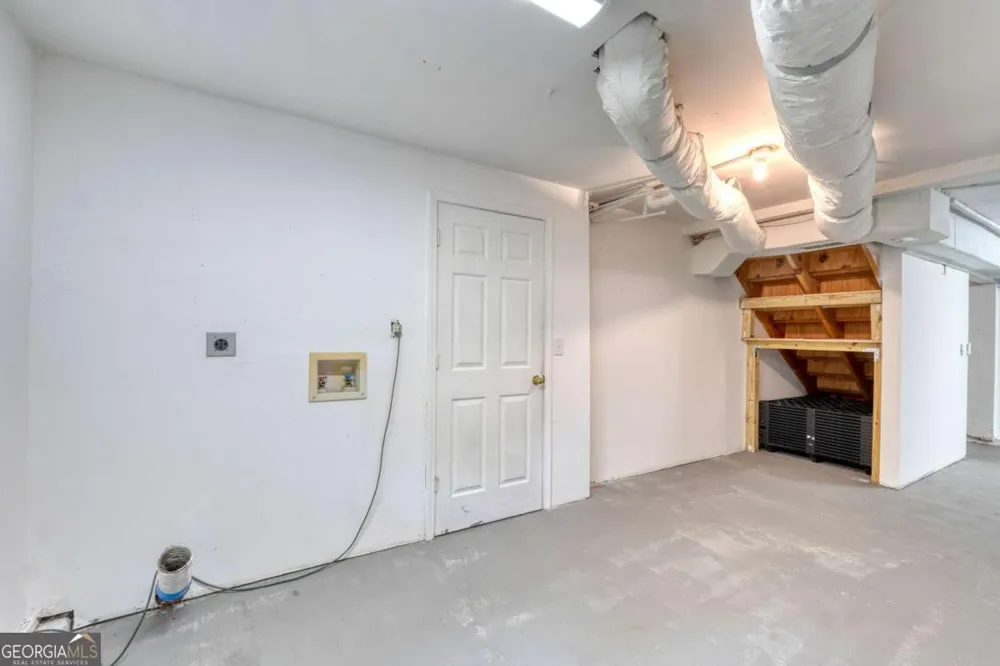 553 Grayce LN Hiawassee, GA 30546