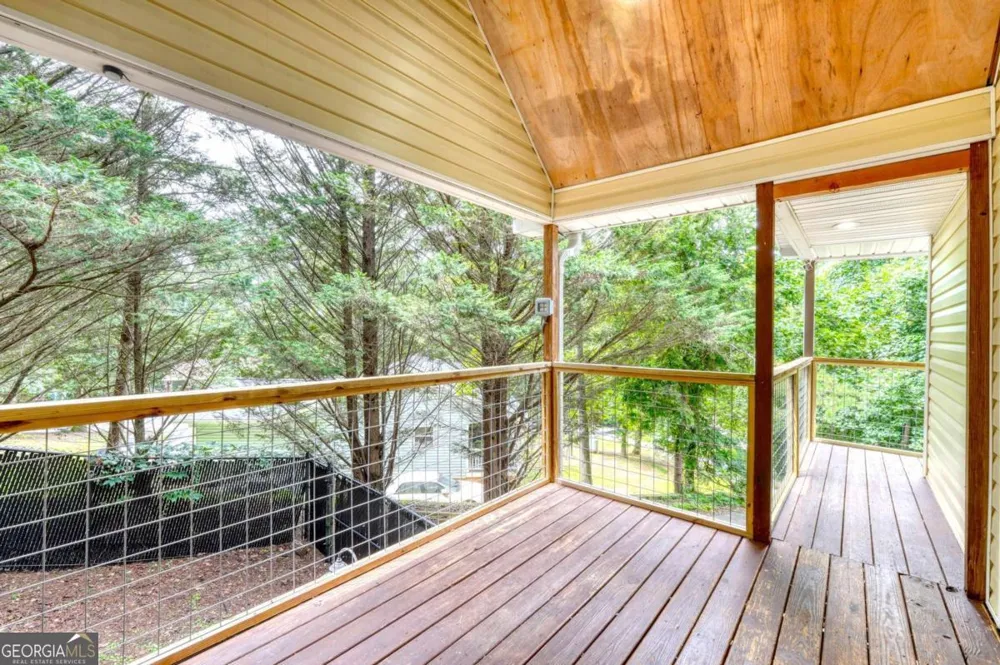 553 Grayce LN Hiawassee, GA 30546