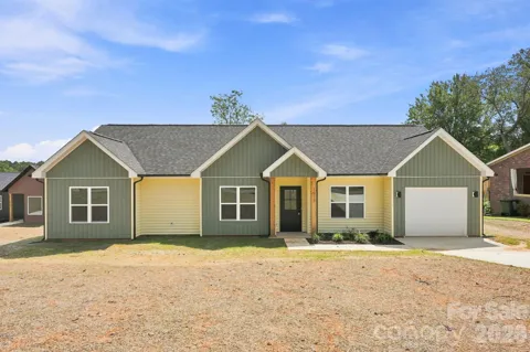 1517 Robin Road
