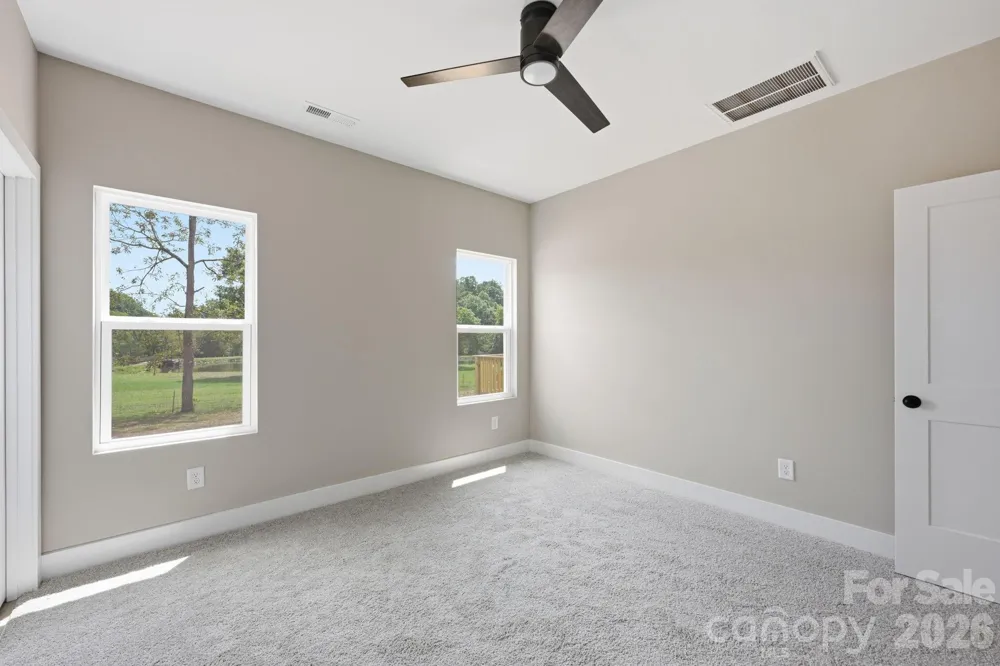 1517 Robin Road Newton, NC 28658