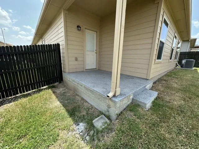 15108 Bullbrier Road Austin, TX 78724