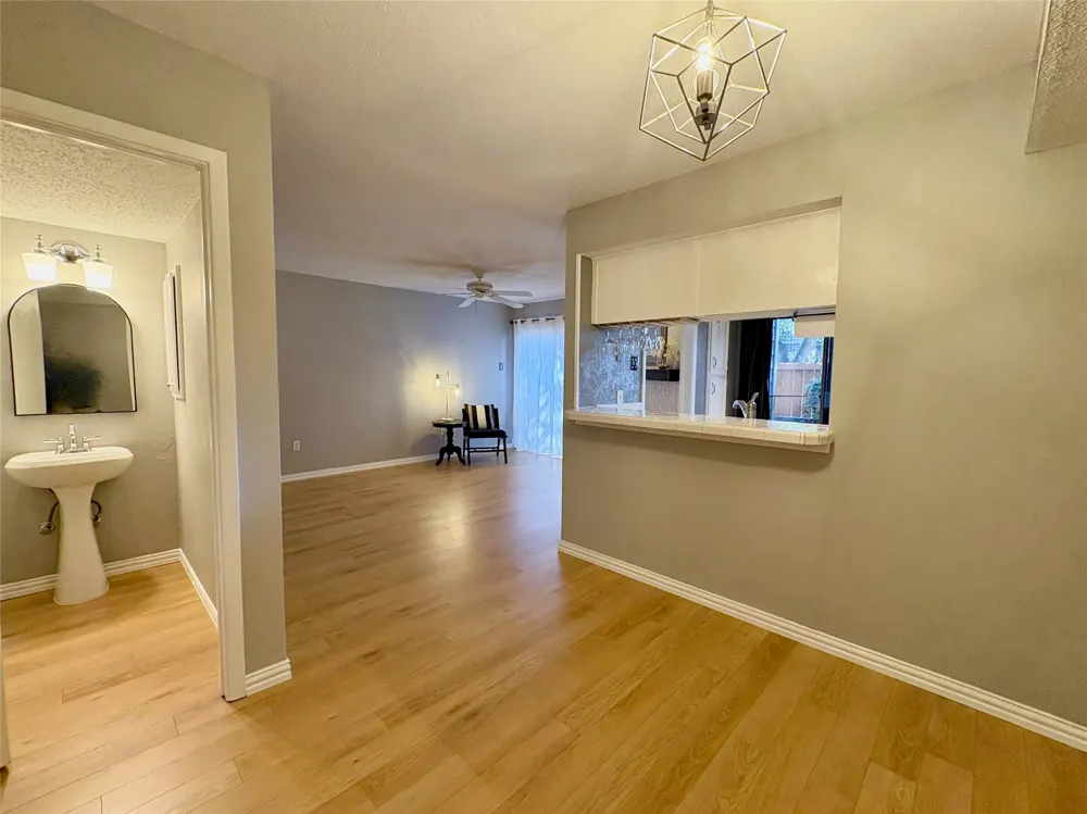 891 Dublin Drive #2 Richardson, TX 75080