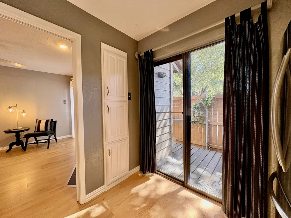 891 Dublin Drive #2 Richardson, TX 75080