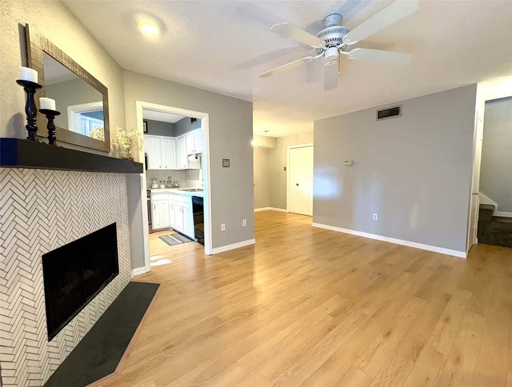 891 Dublin Drive #2 Richardson, TX 75080