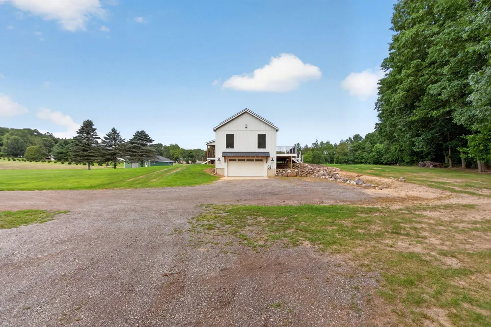 11503 Onondaga Road Onondaga, MI 49264