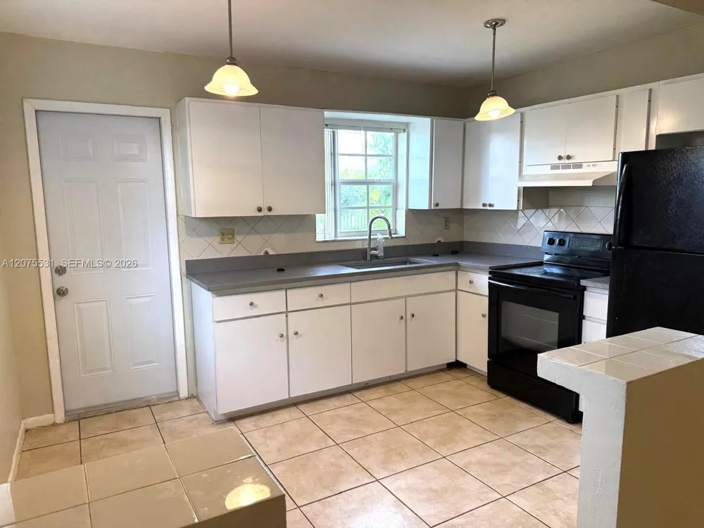 6034 SW 35th St #1-2 Miramar, FL 33023