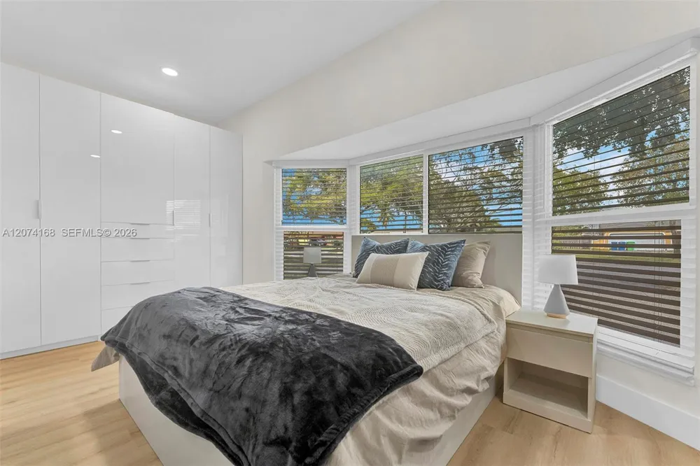 10430 Sunset Strip #SHORT TERM Sunrise, FL 33322