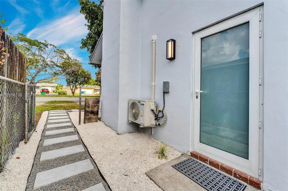 10430 Sunset Strip #SHORT TERM Sunrise, FL 33322