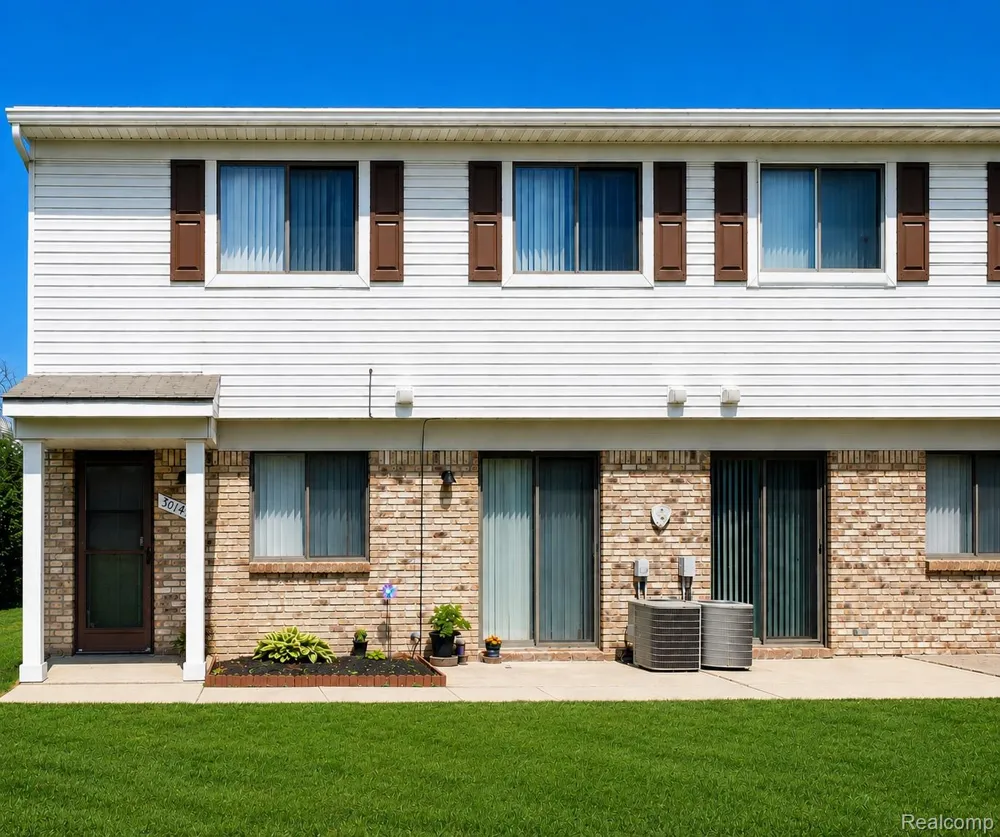 50149 N Angelo Court Chesterfield Township, MI 48047