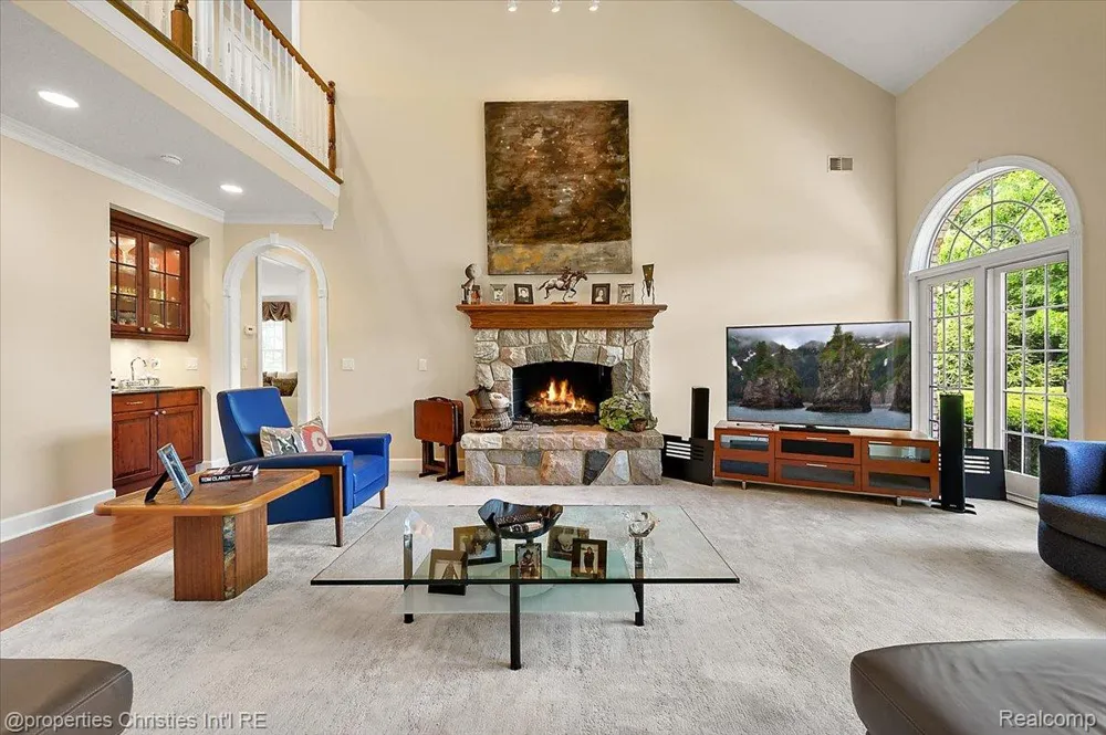 937 Mitchell Court Bloomfield Hills City, MI 48304