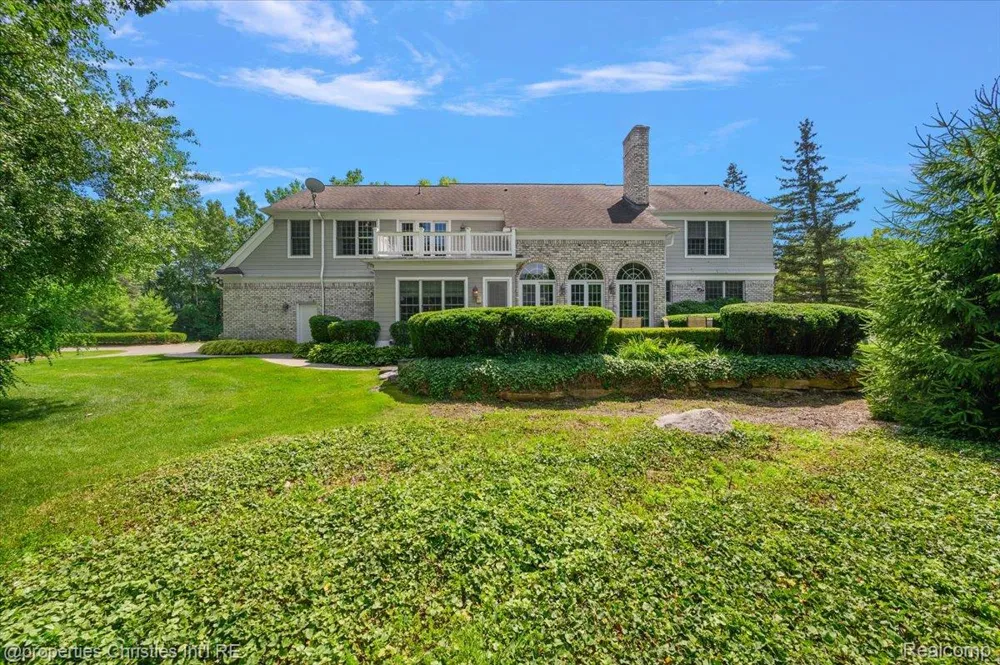 937 Mitchell Court Bloomfield Hills City, MI 48304
