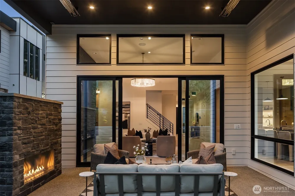 6508 103rd Avenue NE Kirkland, WA 98033