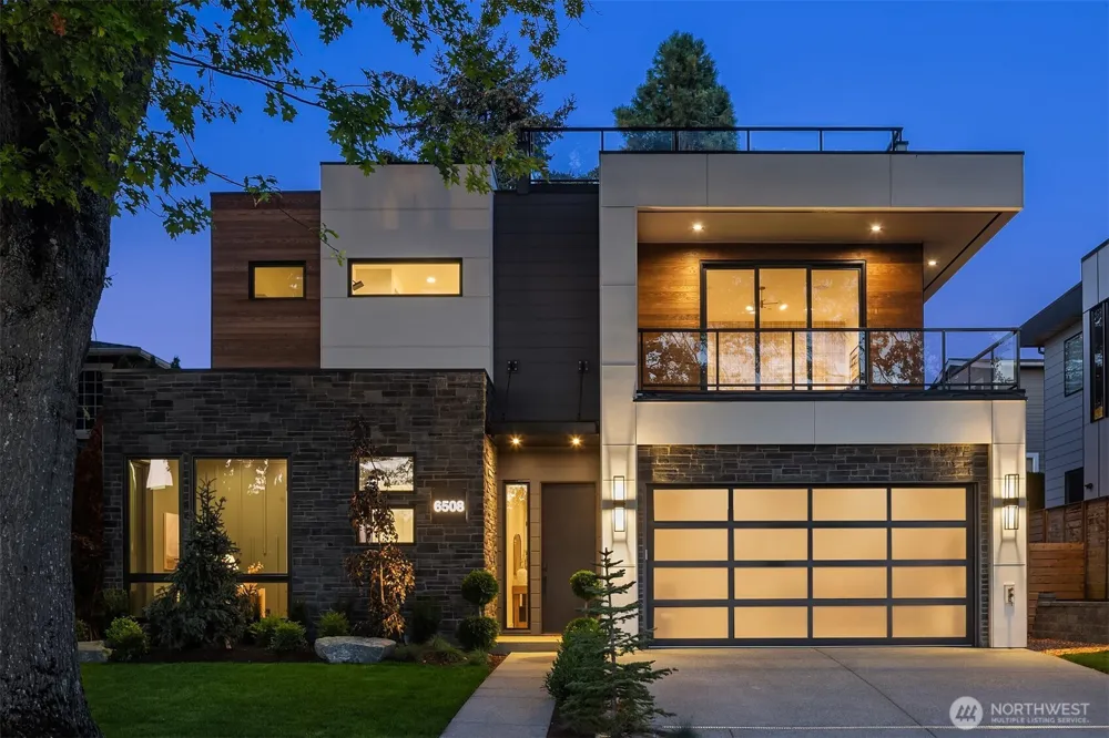 6508 103rd Avenue NE Kirkland, WA 98033