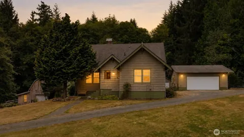 3321 Wishkah Road