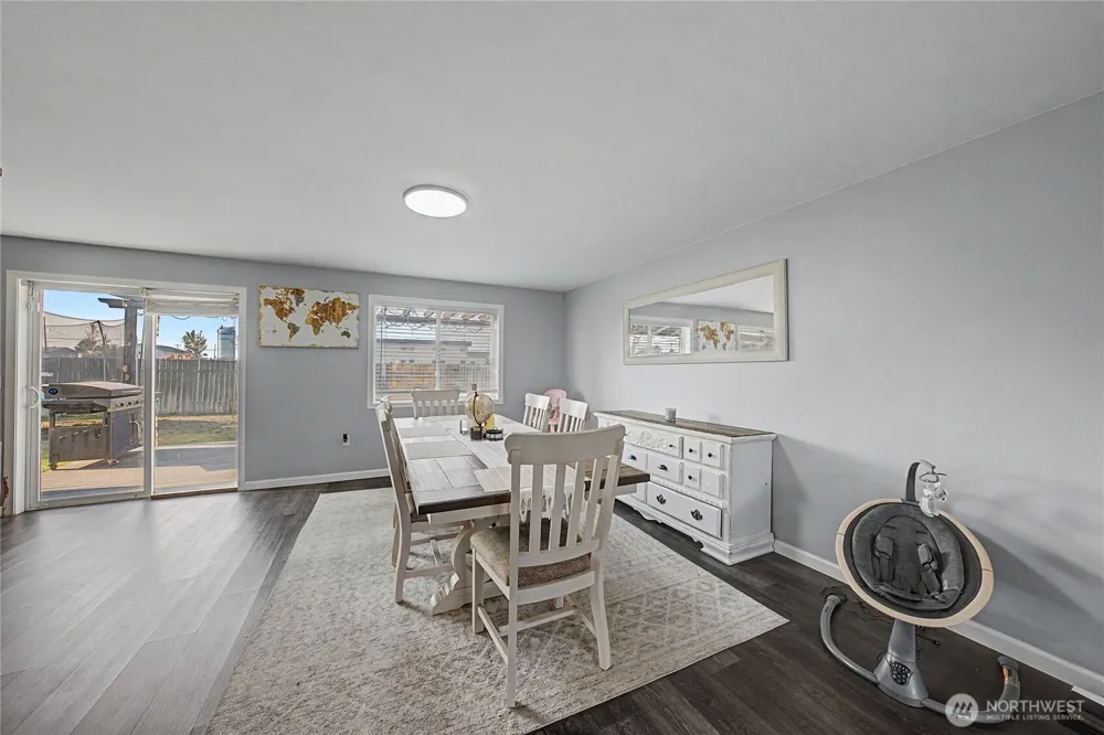 1737 W Mockingbird Street Moses Lake, WA 98837