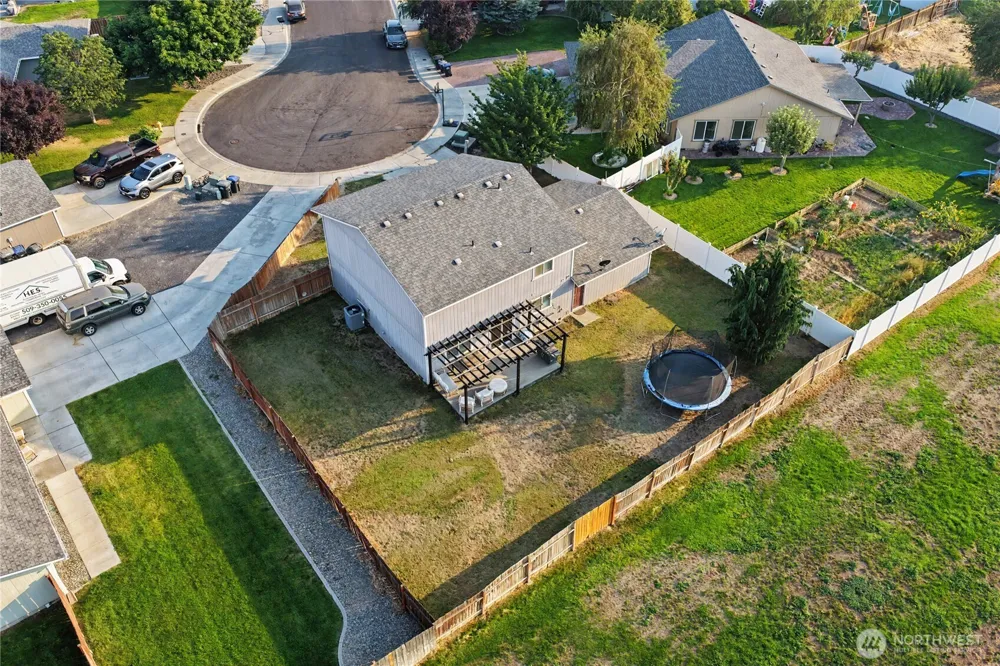 1737 W Mockingbird Street Moses Lake, WA 98837