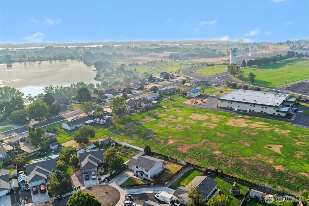 1737 W Mockingbird Street Moses Lake, WA 98837