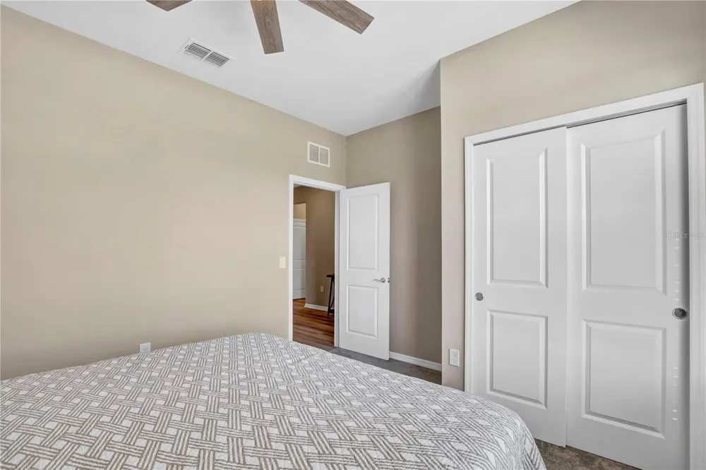 1046 SILVERLAKE BOULEVARD Lake Alfred, FL 33850