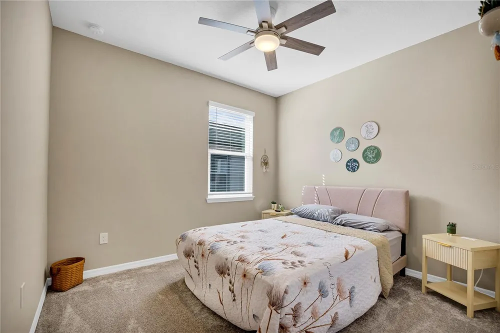 1046 SILVERLAKE BOULEVARD Lake Alfred, FL 33850