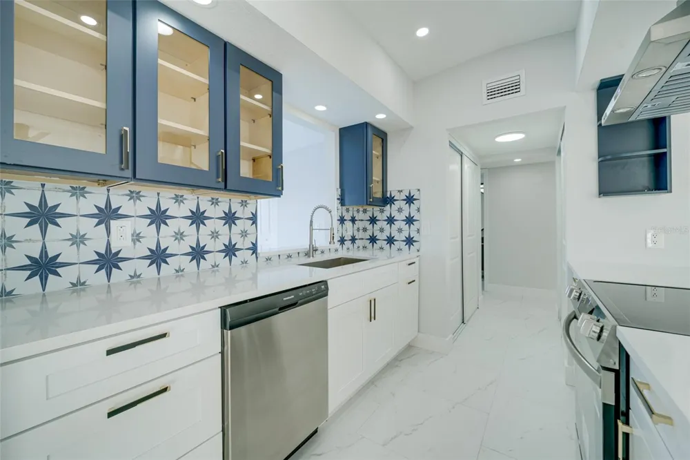 217 W TARPON BOULEVARD NW Port Charlotte, FL 33952