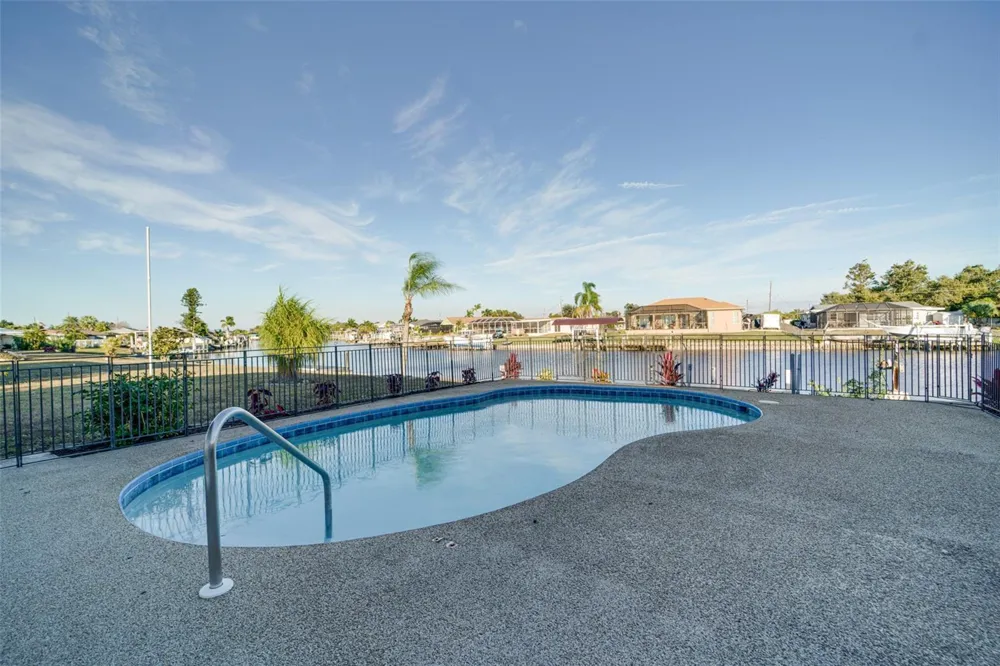 217 W TARPON BOULEVARD NW Port Charlotte, FL 33952