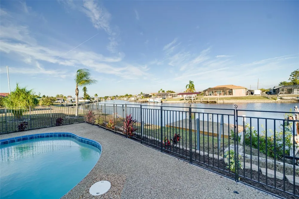 217 W TARPON BOULEVARD NW Port Charlotte, FL 33952