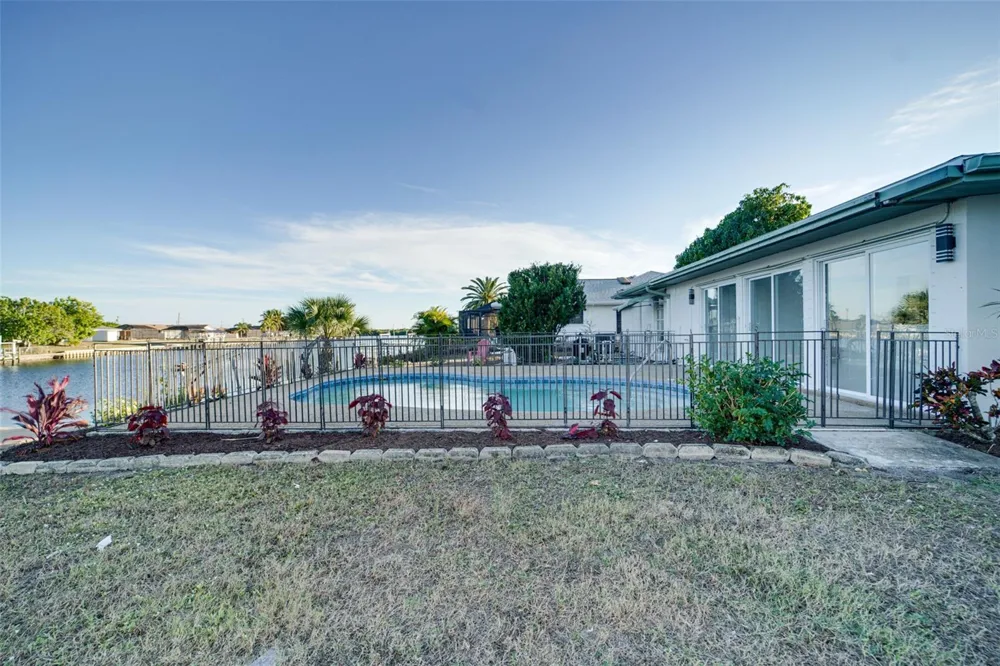 217 W TARPON BOULEVARD NW Port Charlotte, FL 33952