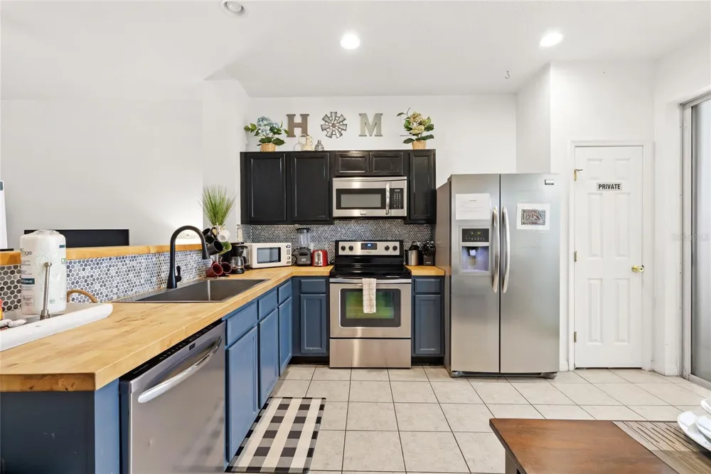 2685 ANDROS LANE Kissimmee, FL 34747