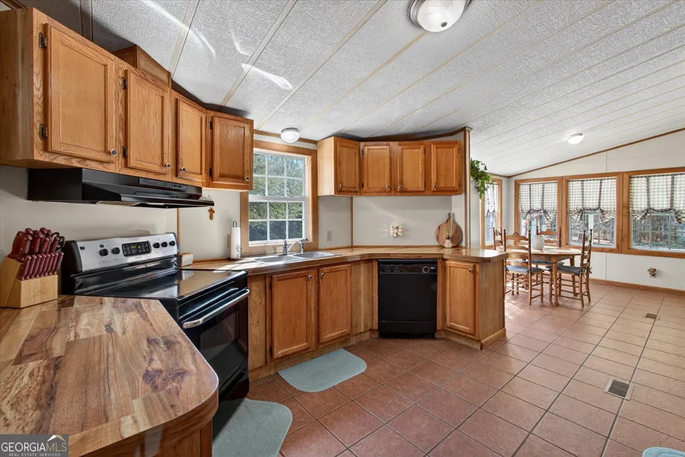 395 Winchester RD Sylvania, GA 30467