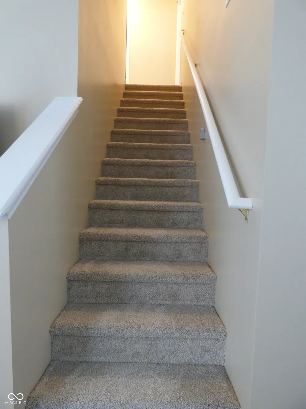 6330 W Chelmsford Drive McCordsville, IN 46055