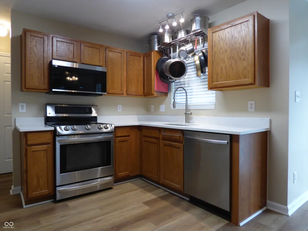 6330 W Chelmsford Drive McCordsville, IN 46055