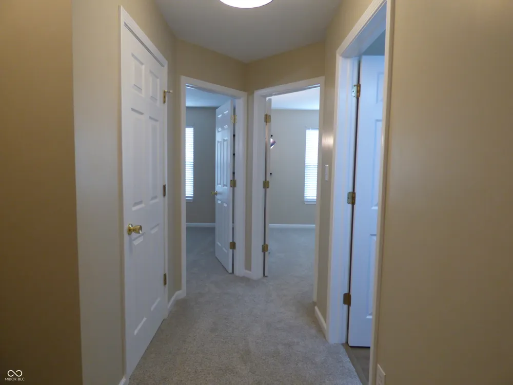 6330 W Chelmsford Drive McCordsville, IN 46055