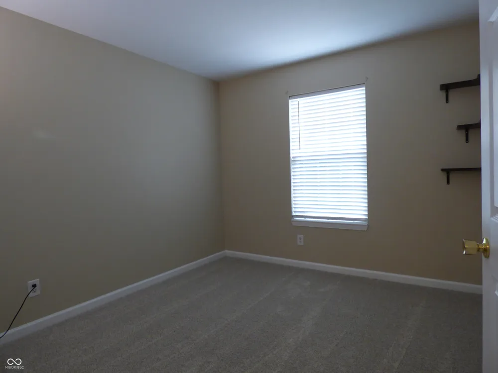 6330 W Chelmsford Drive McCordsville, IN 46055