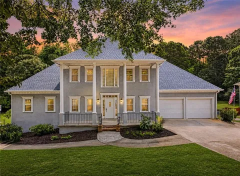 2058 Lakewood Circle