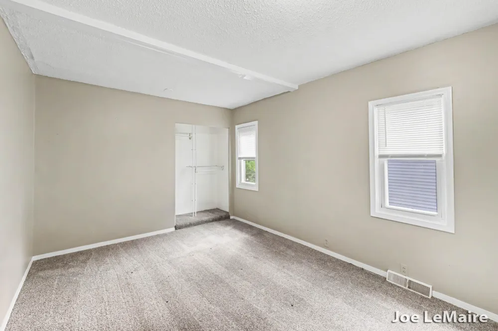 427 Hopson Street NE Grand Rapids, MI 49503