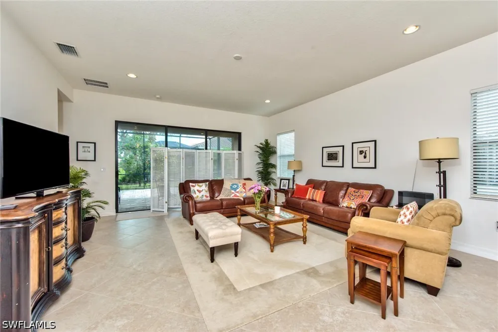 Tigris Lane Naples, FL 34119