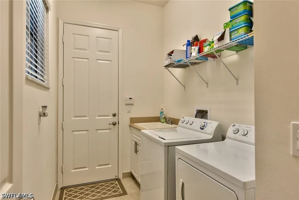 Tigris Lane Naples, FL 34119