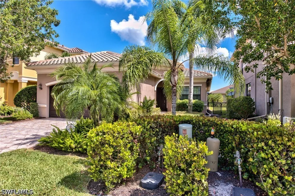 Tigris Lane Naples, FL 34119
